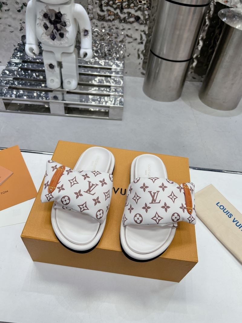 Louis Vuitton Slippers